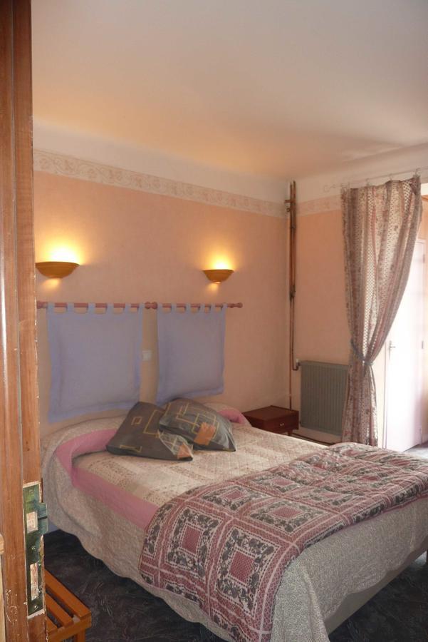 Hotel Font De Lauro Saumane-de-Vaucluse Dış mekan fotoğraf